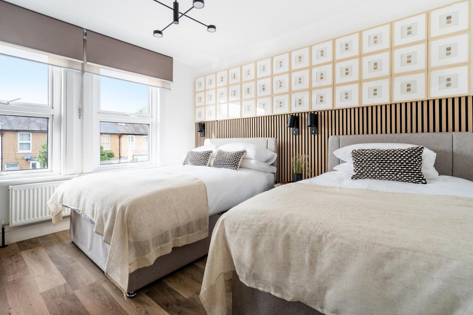 Newly Designed, 2Br Apt, 5Min From Northwood London Tube Station, Nato Hq, Ideal For Wembley, Warner Studio, Contractors Eksteriør bilde