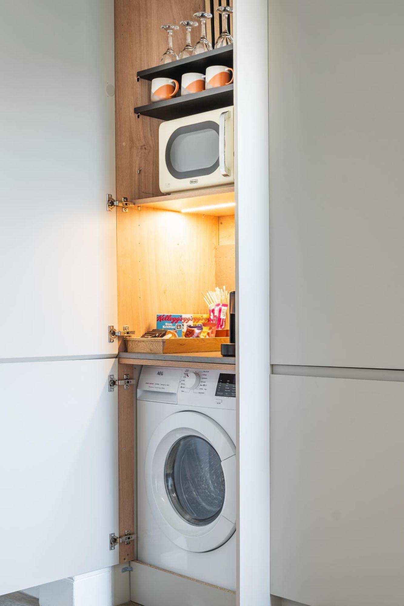 Newly Designed, 2Br Apt, 5Min From Northwood London Tube Station, Nato Hq, Ideal For Wembley, Warner Studio, Contractors Eksteriør bilde